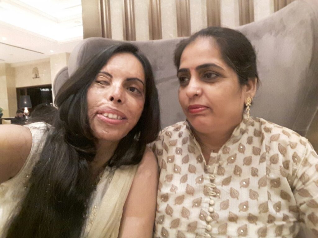 This image has an empty alt attribute; its file name is Soniya-mum2-1024x768.jpg